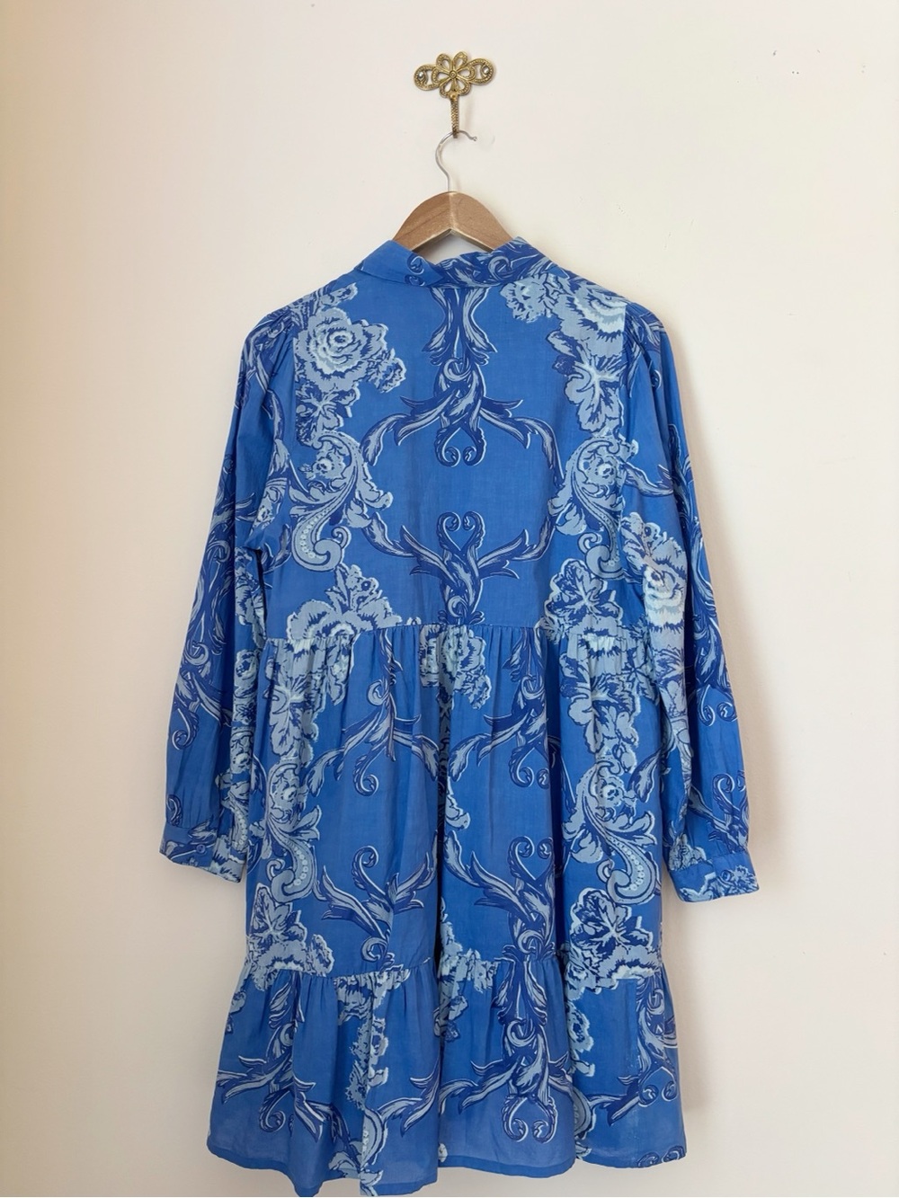 Ro's Garden Blue Floral Tiered Romy Mini Dress Medium Summer Resortwear - Picture 4 of 8